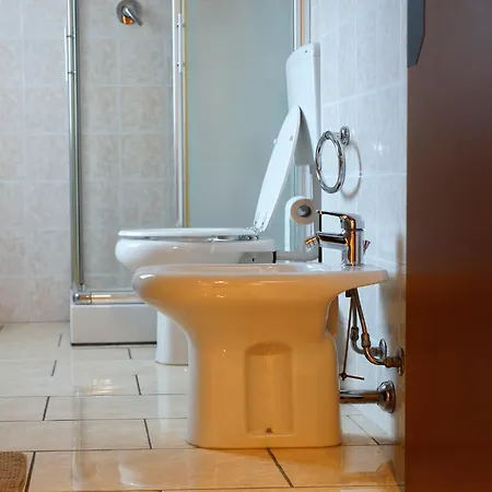 Emily House 아파트 *