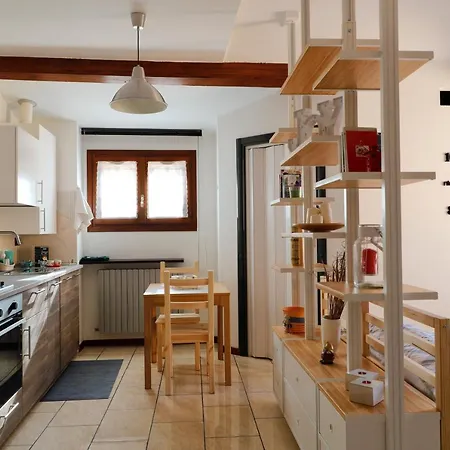 Emily House * 비뇰라