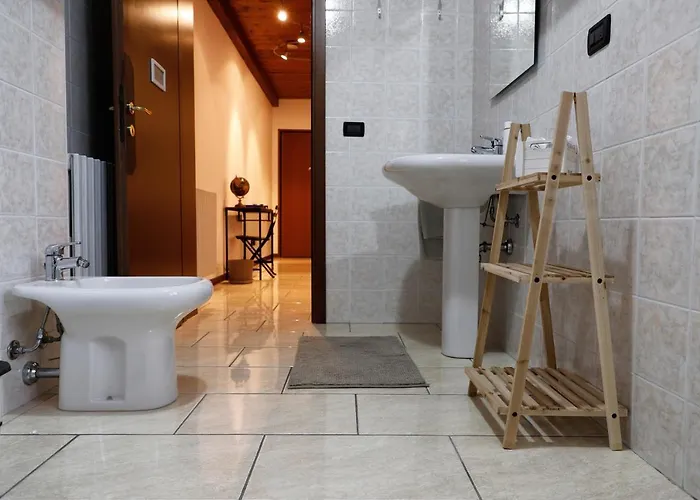 Emily House * Vignola (Emilia-Romagna)